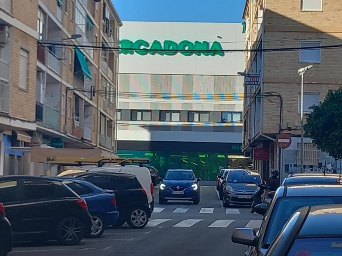 Macarena III Apartments, 300 Meter Zu Playa Del Cura トレビエハ エクステリア 写真